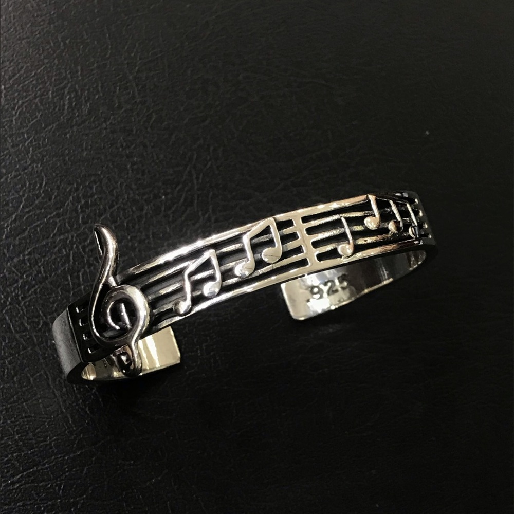 Silver music note bangle